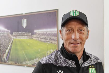 Banfield vs Estudiantes, por el Torneo Clausura 2025 de la Liga Profesional de Fútbol: minuto a minuto, en directo | FM Avenida