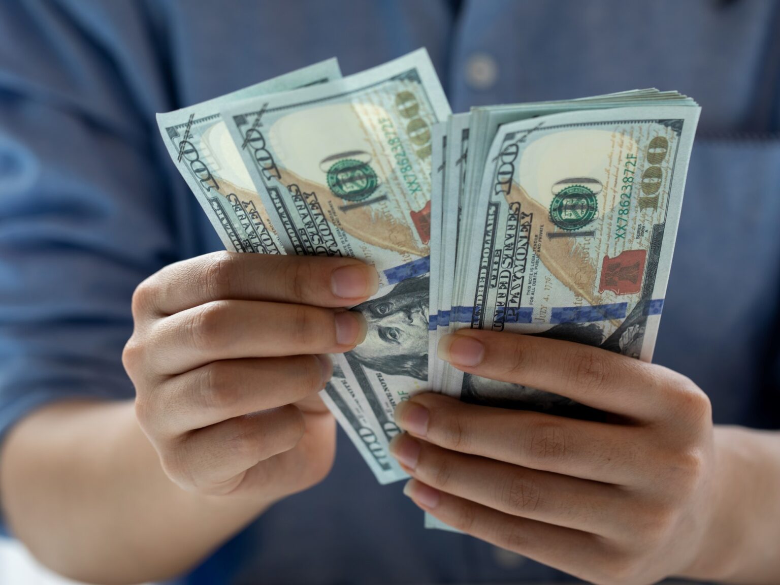 Dólar a peso mexicano hoy: precio y cómo está la cotización este sábado 2023 de agosto de 2025 | FM Avenida