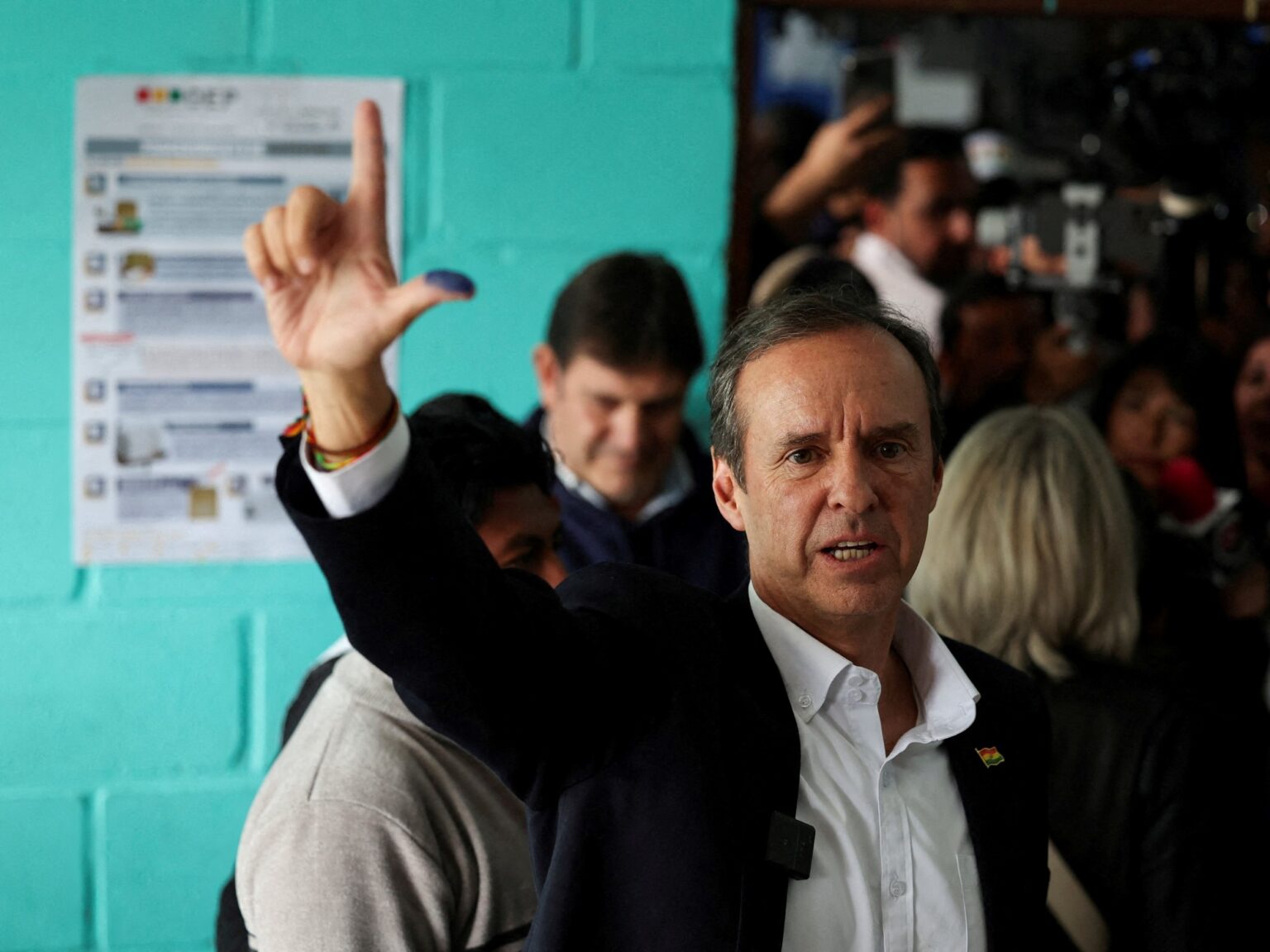 Elecciones en Bolivia: Jorge Tuto Quiroga, el expresidente neoliberal que quiere "libertad" para el país y "sepultar" al MAS | FM Avenida