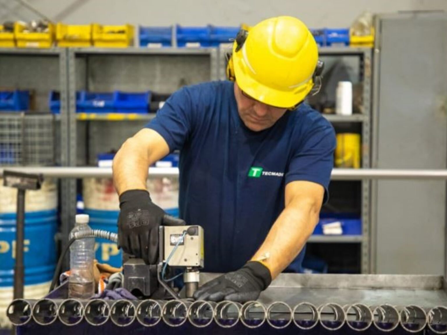 Las empresas buscan atajos para evitar las altas tasas y hay alerta por el impacto en proyectos de inversión | FM Avenida