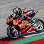 Moto3: Valentín Perrone acarició su primera victoria en el GP de Austria pero un inoportuno toque lo relegó al séptimo puesto | FM Avenida