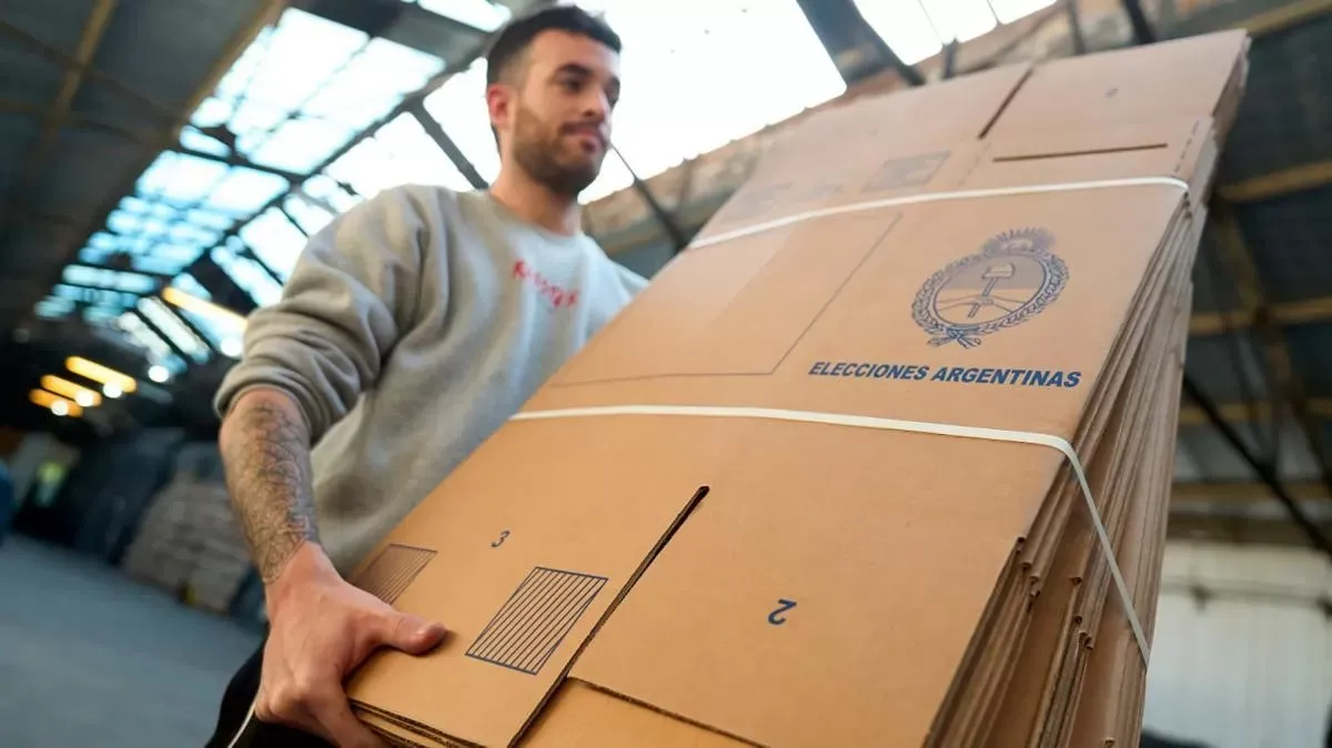 Provincia presentó el Comando Electoral y el operativo para las elecciones: 34 mil efectivos y 41 mil mesas de votación | FM Avenida