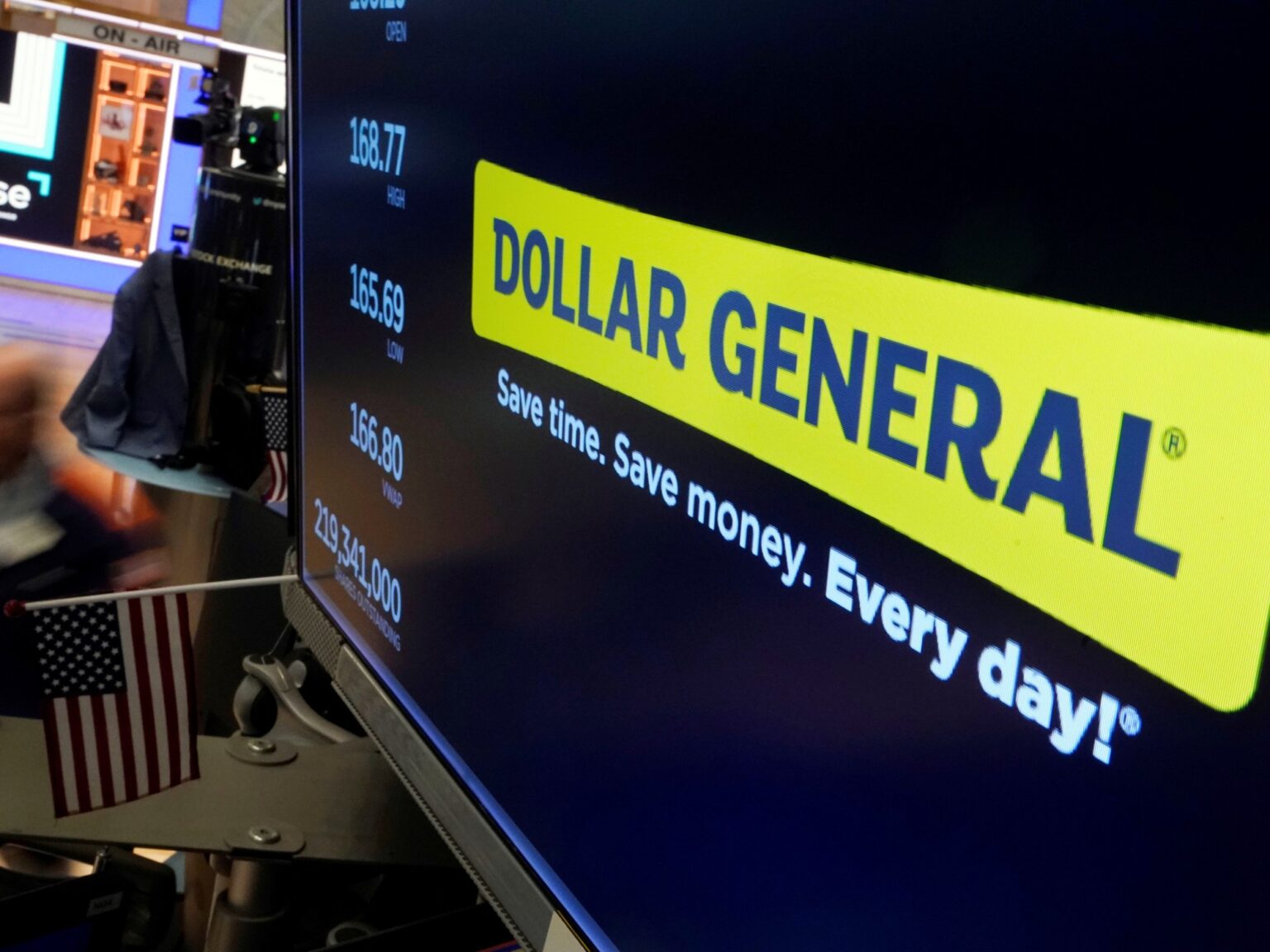 Retiran un popular café vendido en Dollar General por riesgos de contener fragmentos de vidrio | FM Avenida