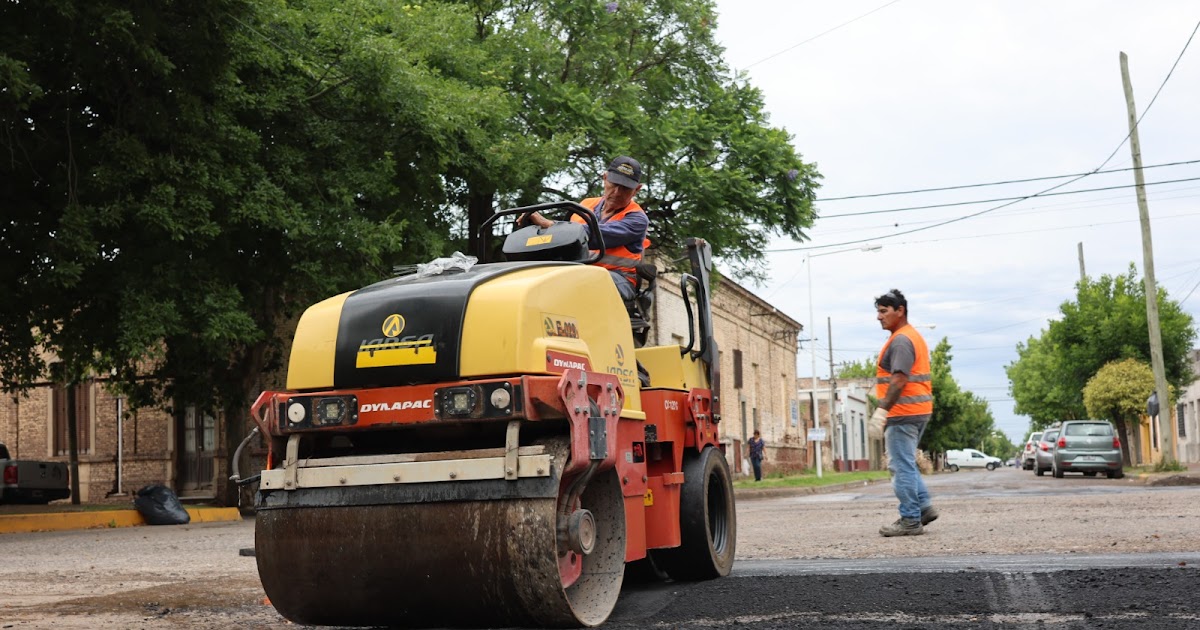 Rivas propone un fondo para financiar obras de bacheo con aportes voluntarios de funcionarios políticos | FM Avenida