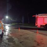 Temporal: Una rama de ocho metros cayó en la avenida principal de Sierra de los Padres y provocó un choque | FM Avenida