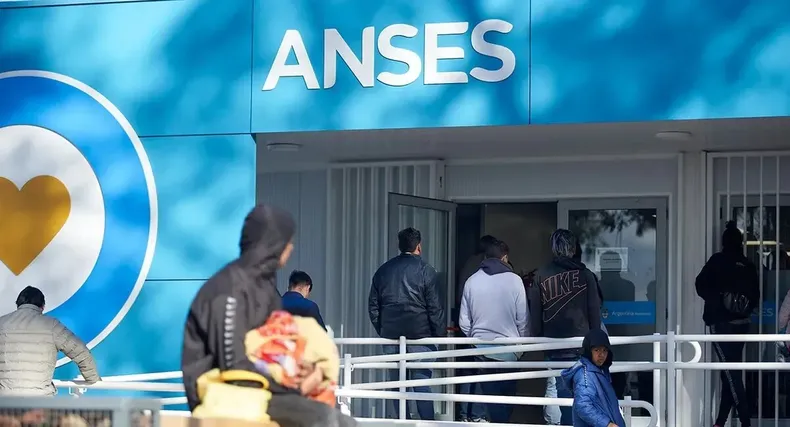 Todo lo que tenés que saber sobre los Créditos ANSES: cuotas fijas y acreditación en menos de 48 horas | FM Avenida