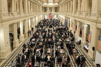 Comenzó en La Plata el escrutinio definitivo de las elecciones legislativas | FM Avenida