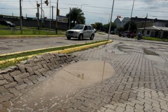 Críticas y reclamos por el estado de la nueva Terminal: "Nos vamos a quedar sin líneas de micros" | FM Avenida