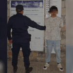 Joven aprehendido por amenazar a su pareja en la vía pública | FM Avenida