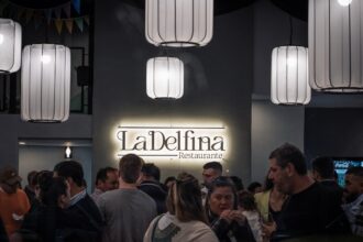 La Delfina Restó abrió sus puertas: platos de alta calidad y un espacio pensado para todos | FM Avenida