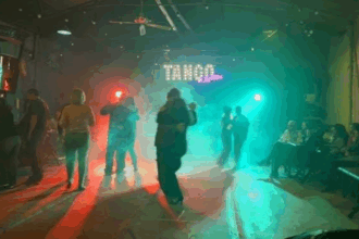 Milonga solidaria de "Tango en Zapatillas" a beneficio de Voz Animal | FM Avenida