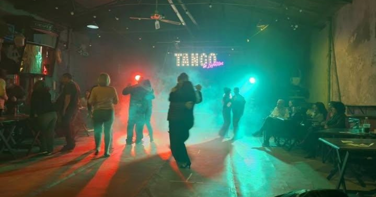 Milonga solidaria de "Tango en Zapatillas" a beneficio de Voz Animal | FM Avenida
