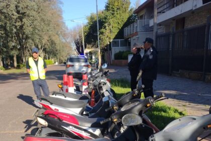 Operativos de tránsito: secuestraron nueve motos y un auto por falta de documentación | FM Avenida