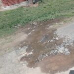 Reclamos por el estado de las cloacas en Cruz Roja al 380: "No se soporta el olor" | FM Avenida