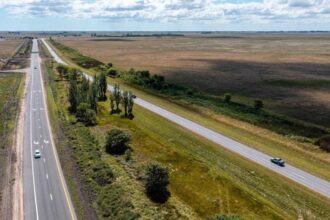 Un grupo financiero crece en la construcción: apuesta a la obra pública pese a su freno y va por una licitación que lanza el Gobierno | FM Avenida