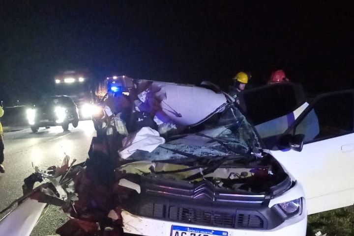 A dos meses, buscan testigos de accidente fatal en ruta 9 en el que murieron una niña y su abuela | FM Avenida