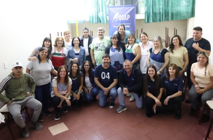 Medio Ambiente y las escuelas participantes evaluaron el programa piloto de reciclaje “Desde el Aula” | FM Avenida
