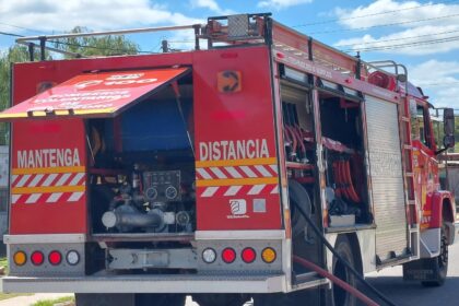 Bomberos rescató a un caballo que cayó a un pozo | FM Avenida