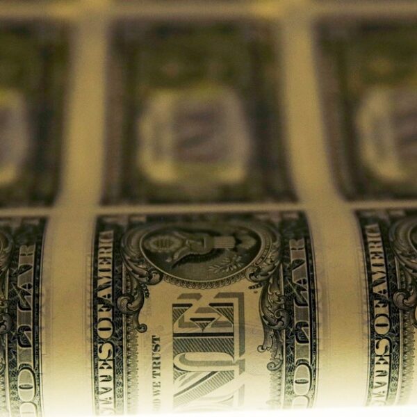 Dólar blue hoy: a cuánto cotiza este martes 18 de agosto | FM Avenida