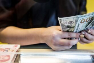 Dólar tarjeta hoy: a cuánto cotiza este jueves 25 de diciembre | FM Avenida