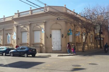 El Centro de Comercio cuestionó el aumento de tasas y la escasa participación de las entidades | FM Avenida