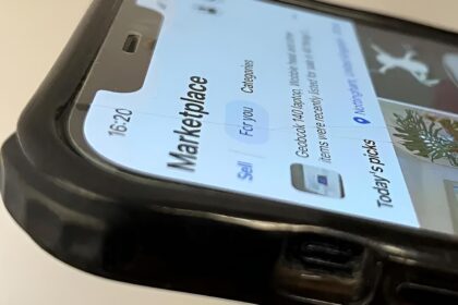 Estafaron a un joven con una falsa oferta laboral en Facebook: piden dinero para la ropa de la empresa y desaparecen | FM Avenida