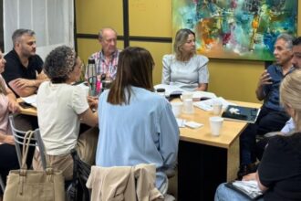 Fortalecen articulación sanitaria en reunión con directores de efectores de salud | FM Avenida