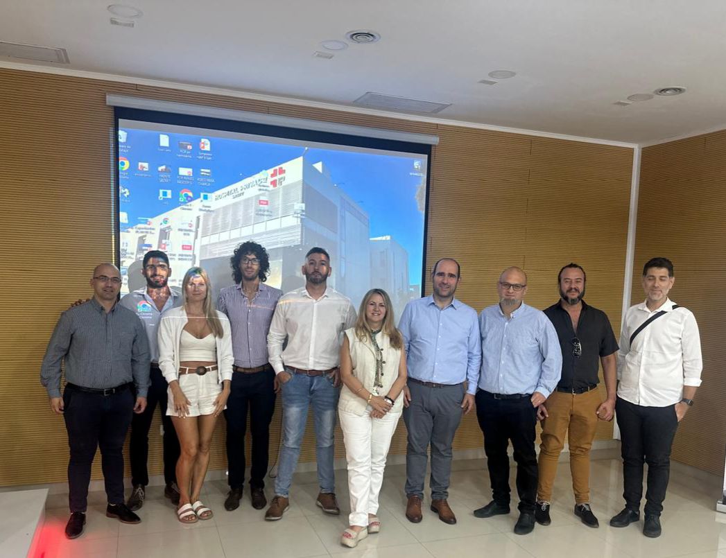 Jornada de actualización sobre amiloidosis por transtiretina hereditaria en el Hospital privado Sadiv | FM Avenida