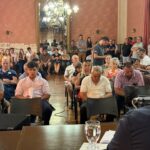 Mayores Contribuyentes tratan el aumento de tasas y el Gobierno tiene los votos para aprobarlo | FM Avenida