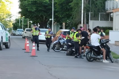 Motos: cuánto cuesta ajustarse a las normas de tránsito y evitar multas | FM Avenida