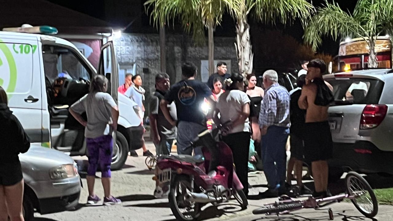 Navidad: con accidentes viales, quejas por el uso de pirotecnia y caños de escapes libres | FM Avenida