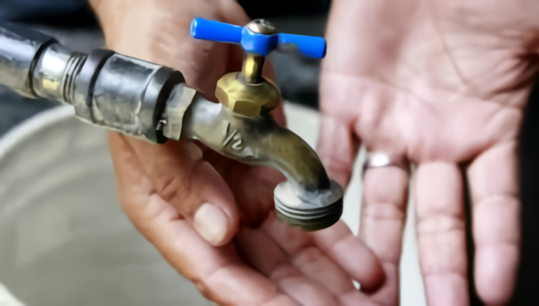 Por desperfectos en una bomba de agua, habrá cortes en el suministro en diversos barrios | FM Avenida