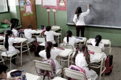 Provincia de Buenos Aires oficializó el Calendario Escolar 2026: las clases comenzarán el 2 de marzo | FM Avenida