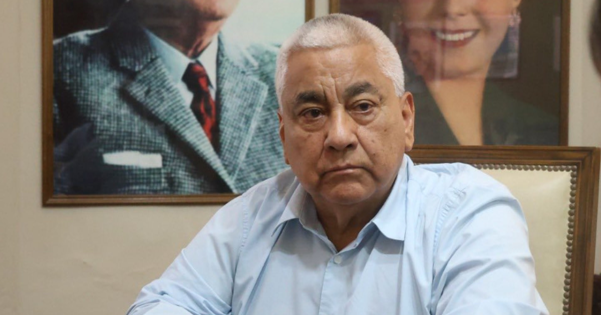 Salazar habló sobre la situación económica: "Estamos aferrados a una tabla en el medio del mar" | FM Avenida