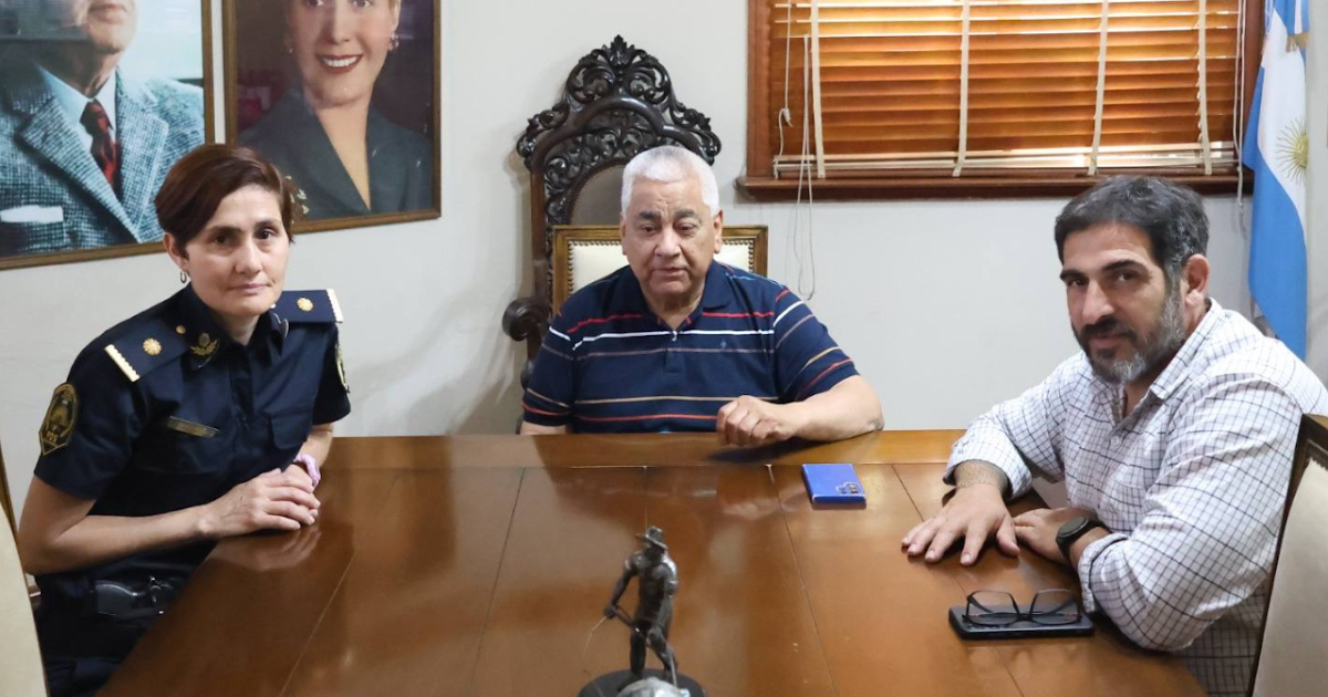 Salazar recibió a la jefa de la Policía para coordinar acciones de seguridad y prevención | FM Avenida