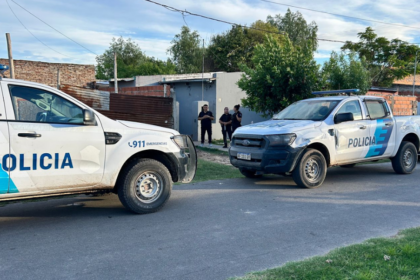 Secuestran un arsenal y drogas en un allanamiento tras una denuncia por disparos contra una vivienda | FM Avenida