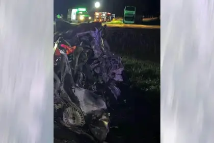 Trágico accidente en Ruta 3 altura San Miguel del Monte: tres muertos tras el choque entre un micro y un auto | FM Avenida