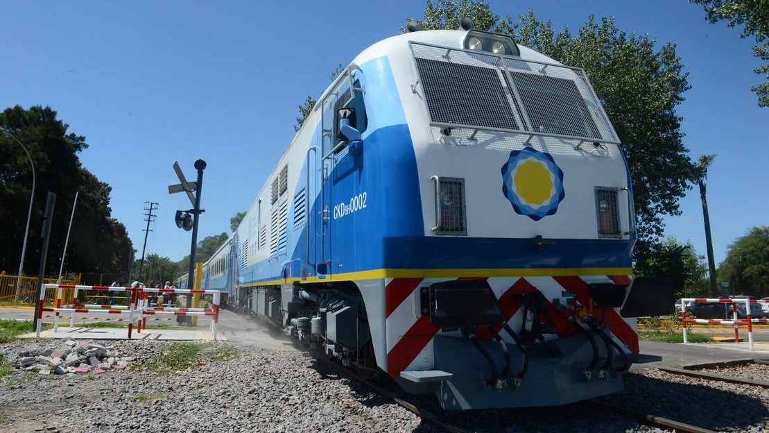 Trenes Retiro-Rosario: habrá restricciones en la circulación para Navidad | FM Avenida