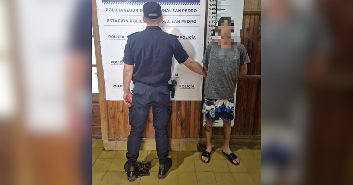 Un aprehendido por disturbios con un arma blanca | FM Avenida