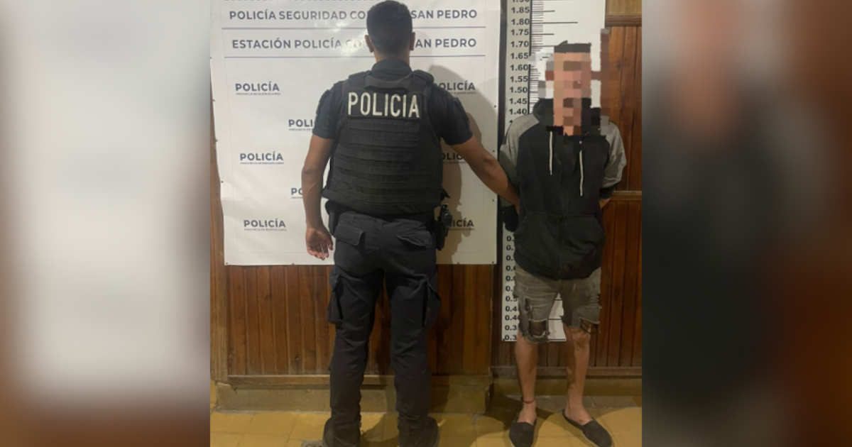 Un hombre y su hijo aprehendieron a un intruso que entró a un templo saltando un tapial | FM Avenida