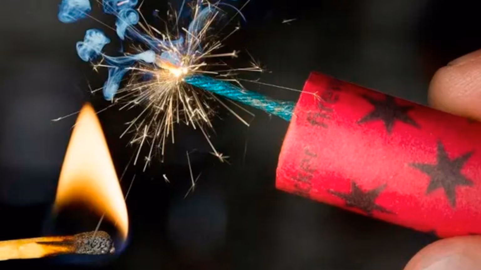 A pesar de la prohibición, hubo pirotecnia en los festejos para recibir el nuevo año | FM Avenida