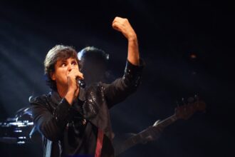 Andrés Ciro celebró su cumple como nunca: un show íntimo con hijos, invitados y temas de Los Piojos, Los Persas, los Redondos y Charly | FM Avenida