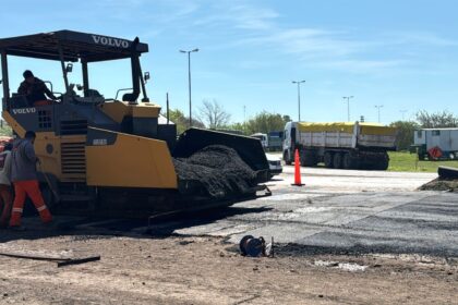 Así fue 2025: la pavimentación de la ruta 1001, una obra marcada por demoras y reclamos constantes | FM Avenida