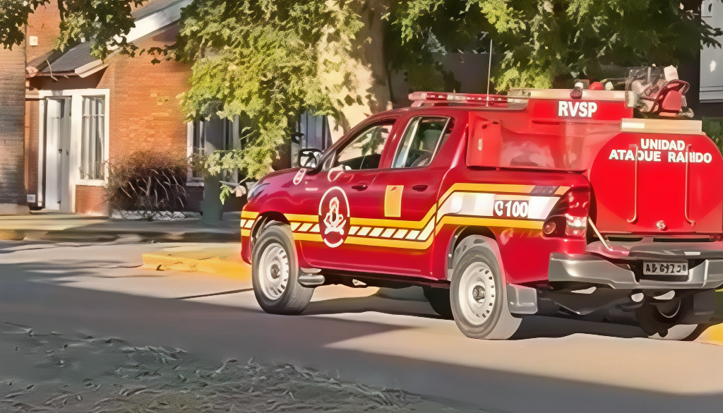 Bomberos vendió alrededor de 7.000 números en la vuelta de los chanchomóviles | FM Avenida