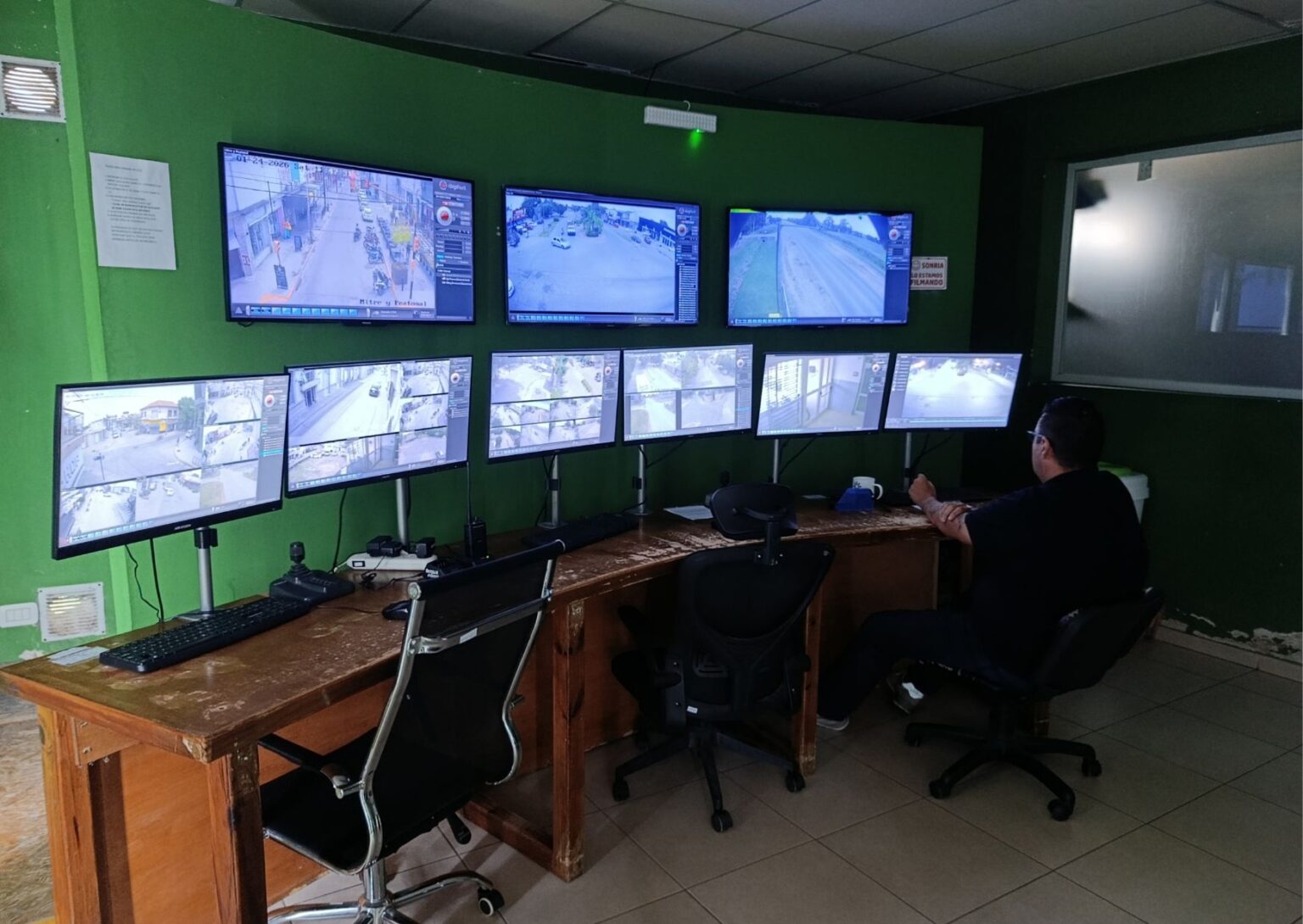 Cámaras, operativos y asistencia las 24 horas: la visita exclusiva de Sin Galera al Centro de Monitoreo | FM Avenida