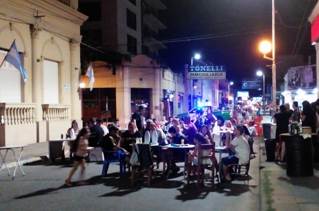 Comerciantes y prestadores turísticos se ponen al hombro la temporada de verano, con Marcela Cuñer al frente | FM Avenida