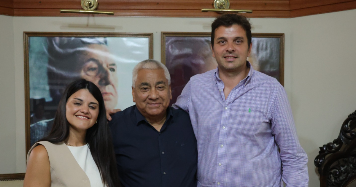 Cuscuela juró como Secretaria de Gobierno y Carrasco como Secretario Privado | FM Avenida