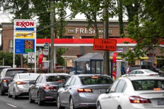 Donald Trump quiere dejar a la mayor petrolera de EE.UU. fuera de Venezuela tras un comentario de su CEO que no le gustó | FM Avenida