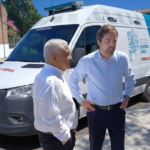 El Ministro Kreplak presentó una nueva ambulancia de alta complejidad para el Hospital | FM Avenida