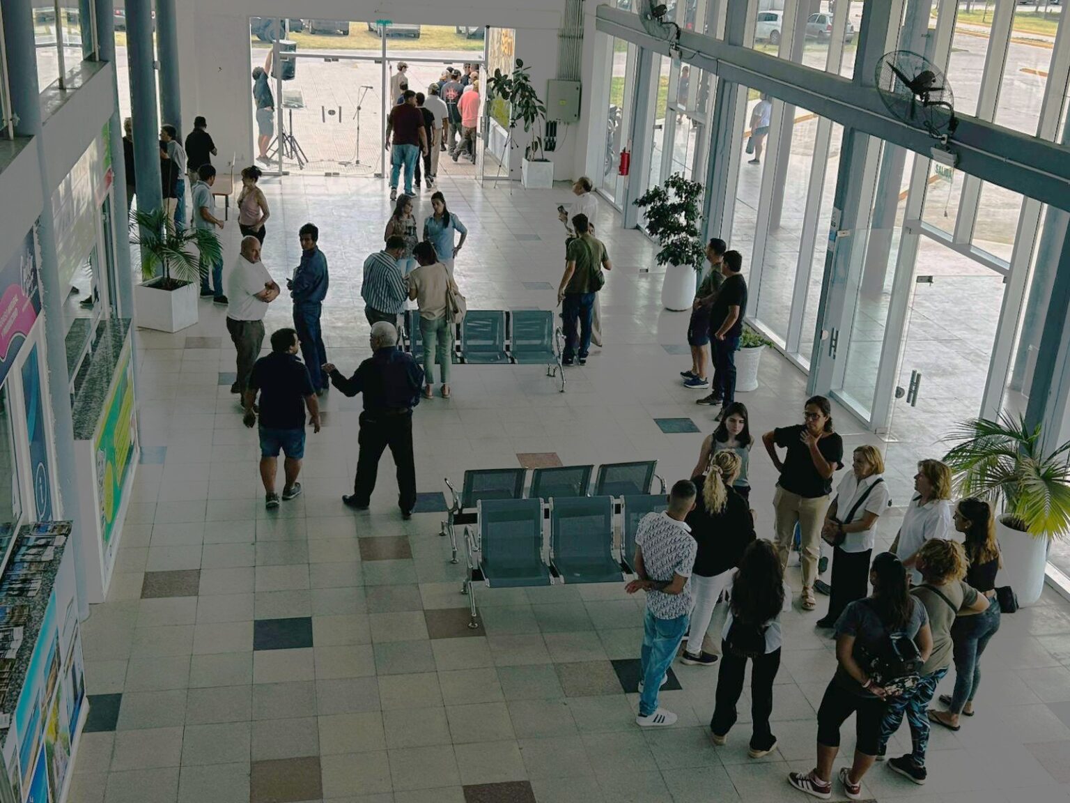 El Municipio asumió la gestión de la Terminal de Ómnibus: Salazar anunció reparaciones y atención las 24 horas | FM Avenida